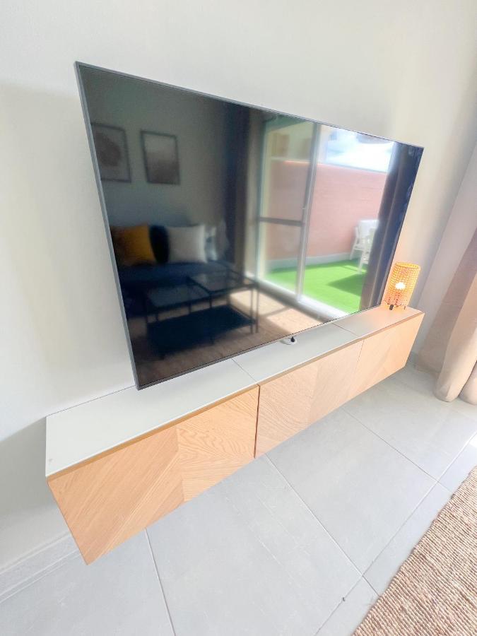 Cozy Apartment With Large Terrace Torremolinos Ngoại thất bức ảnh