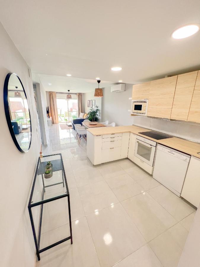 Cozy Apartment With Large Terrace Torremolinos Ngoại thất bức ảnh