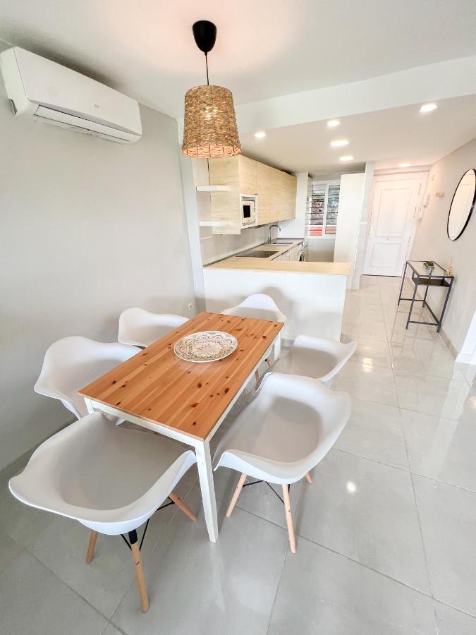 Cozy Apartment With Large Terrace Torremolinos Ngoại thất bức ảnh