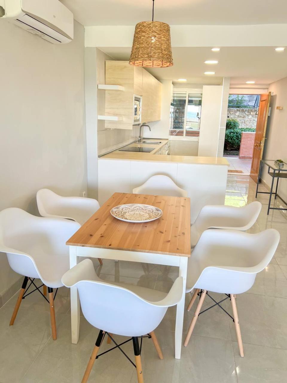 Cozy Apartment With Large Terrace Torremolinos Ngoại thất bức ảnh